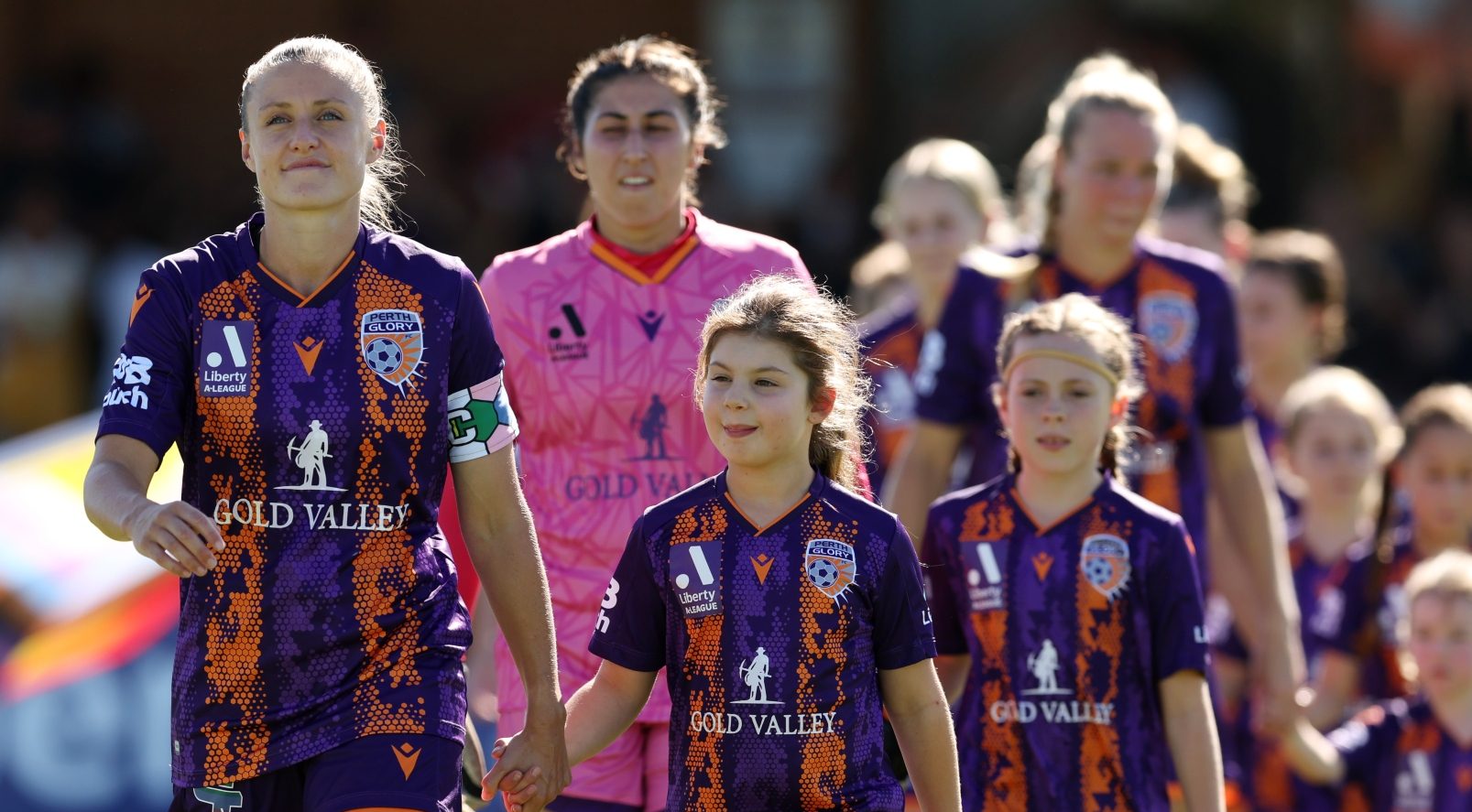 Mariners launch flashy new A-League kit - KEEPUP