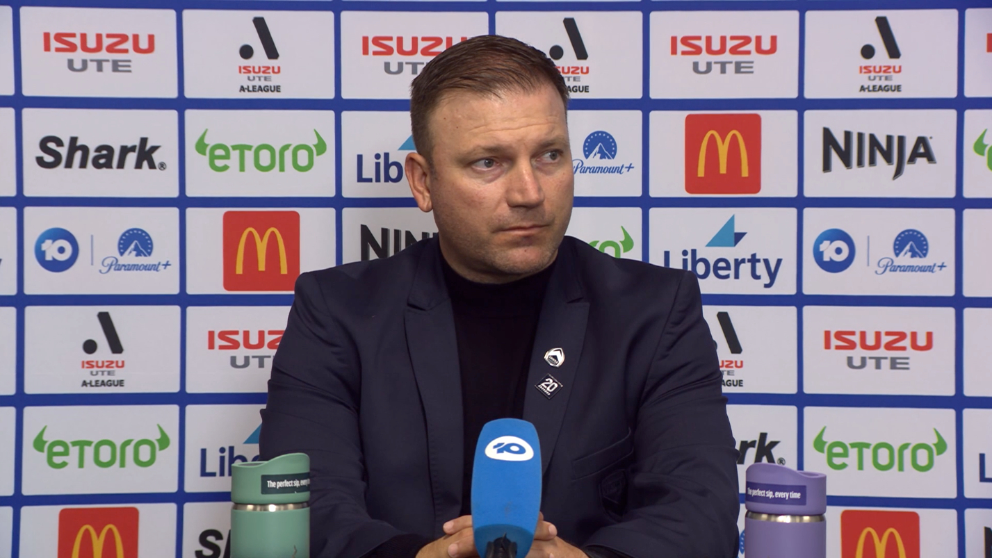 Spectacular Melbourne Victory's Strong Form Not Surprising For Head Coach Arthur Diles Background for Mobile Spectacular Melbourne Victory's Strong Form Not Surprising For Head Coach Arthur Diles Background for Mobile