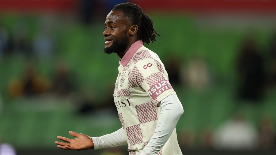 Asumah Abubakar leaves Brisbane Roar