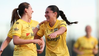 Mariners spoil the party as Matildas star’s A-Leagues return ends in defeat
