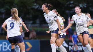 Holly Furphy inspires Melbourne Victory back to the top of the table