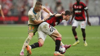 Resolute Roar withstand Wanderers to stay inside the top 3