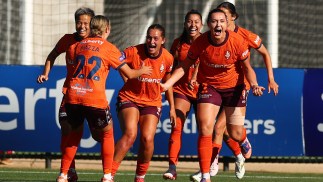Brisbane Roar do the double over Victory to leap into the top six