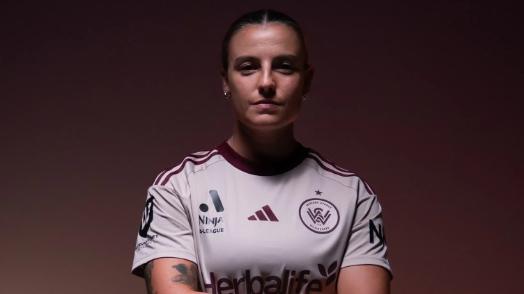 Chloe Logarzo Berryhill retires from professional football with immediate effect