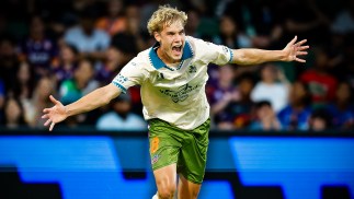 Brisbane break their losing streak in Perth