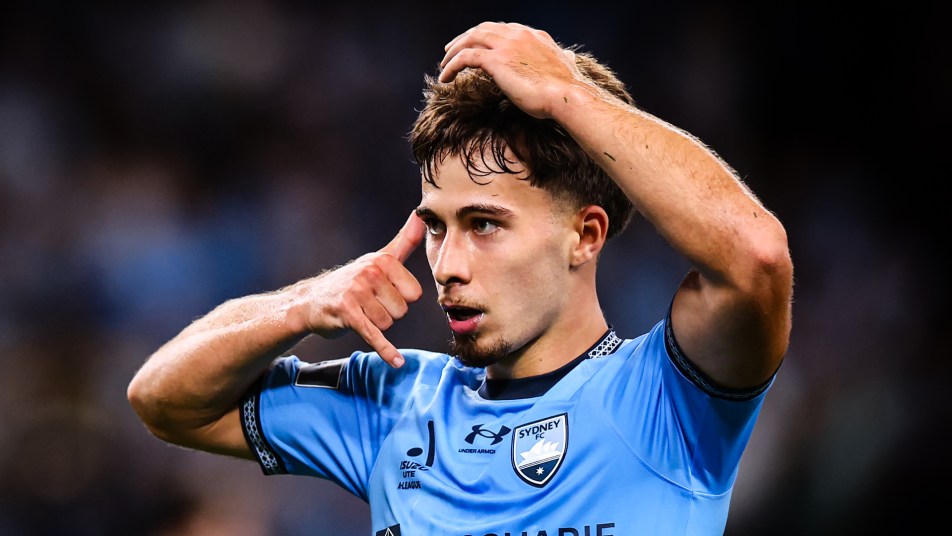 Quintal inspired Sydney FC extract Derby revenge with big win over shaky Wanderers