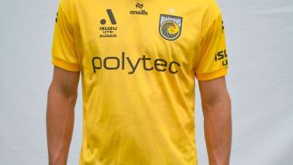 Central Coast Mariners sign Chris Donnell