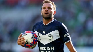 Melbourne Victory held at home by struggling Brisbane