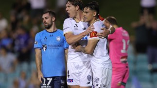 Auckland’s stoppage-time equaliser stuns Sydney at Leichhardt