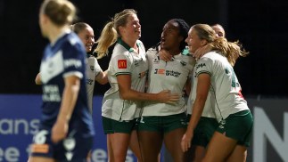 Woods strikes late as Wellington snatch draw away at Melbourne Victory