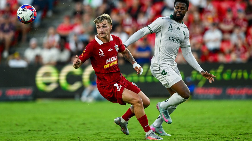 Dominant second half not enough as Adelaide forced to share the points with Wellington