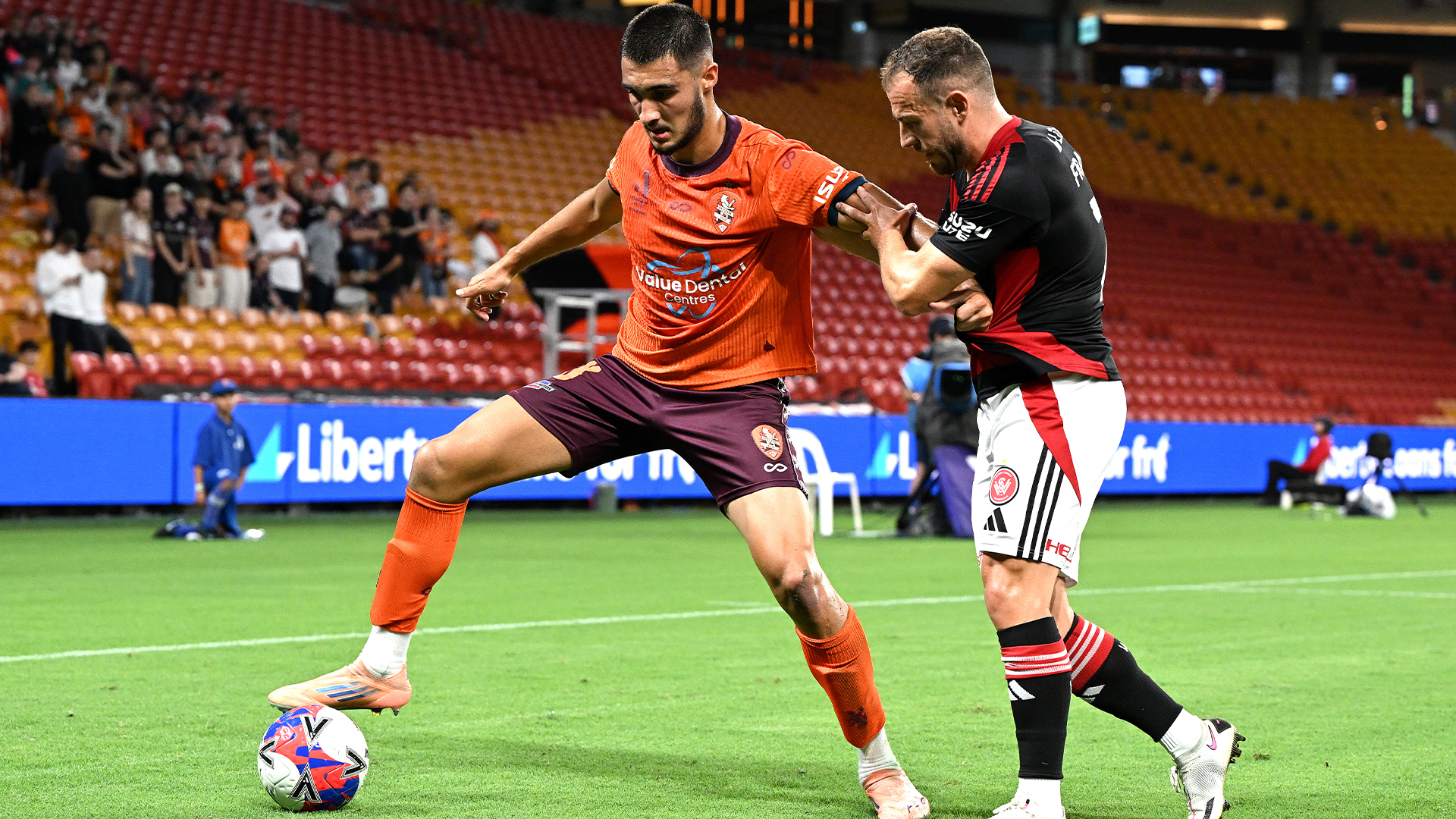 Bomwin Kèo Bóng Đá: VAR Gây Tranh Cãi, Brisbane Roar Hòa Điểm Ấn Tượng