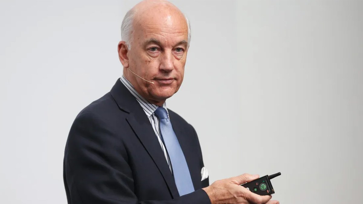 Football Australia appoint former Premier League referee Elleray Football Australia appoint former Premier League referee Elleray