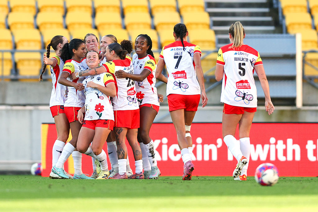 Wellington Phoenix Thắng Áp Đảo 3-0: Bước Đệm Hoàn Hảo Cho FIFA World Cup 2026?