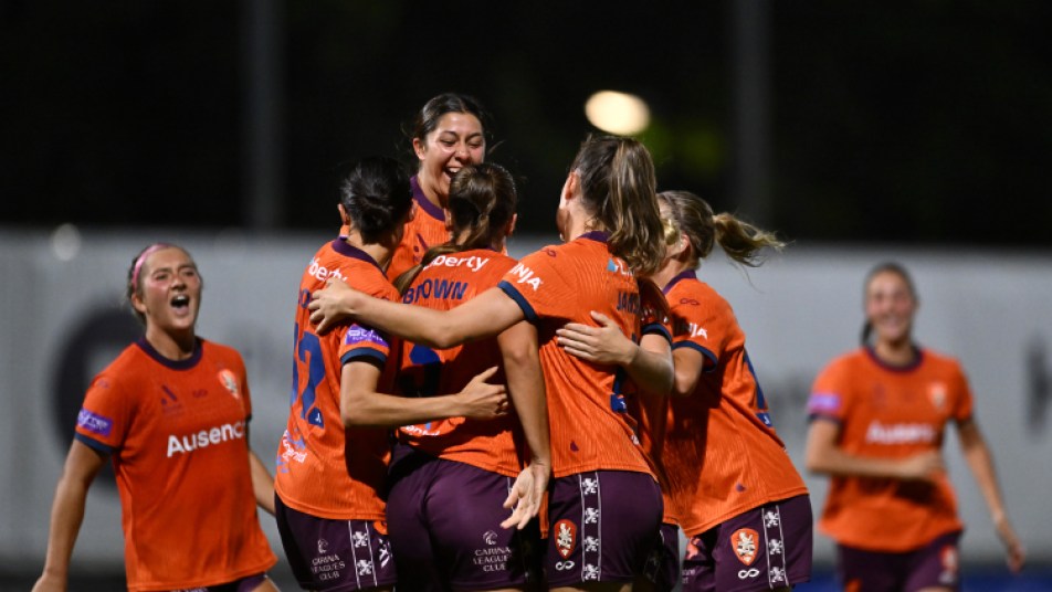 Daisy Brown Lập Hat-trick, Brisbane Thắng Đậm 4-2: Cơ Hội Play-off Rộng Mở