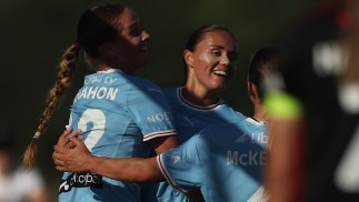 Melbourne City beat Wanderers and go six points clear despite early red card