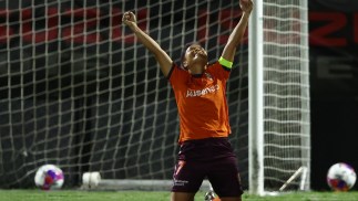 Brisbane beat Perth in seven-goal thriller to go fifth