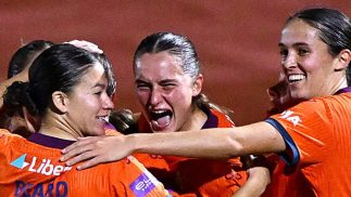 Daisy delight delivers Roar first-leg semi-final success