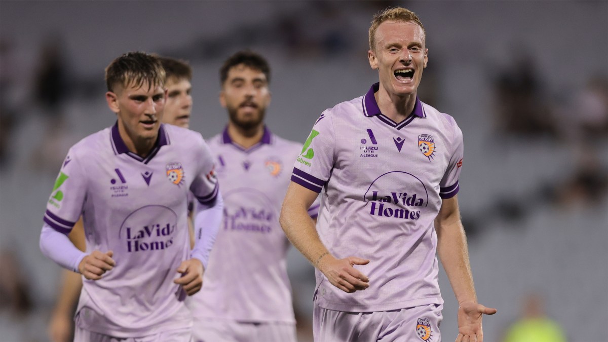 Perth Glory confirm departures of EIGHT first team players Perth Glory confirm departures of EIGHT first team players
