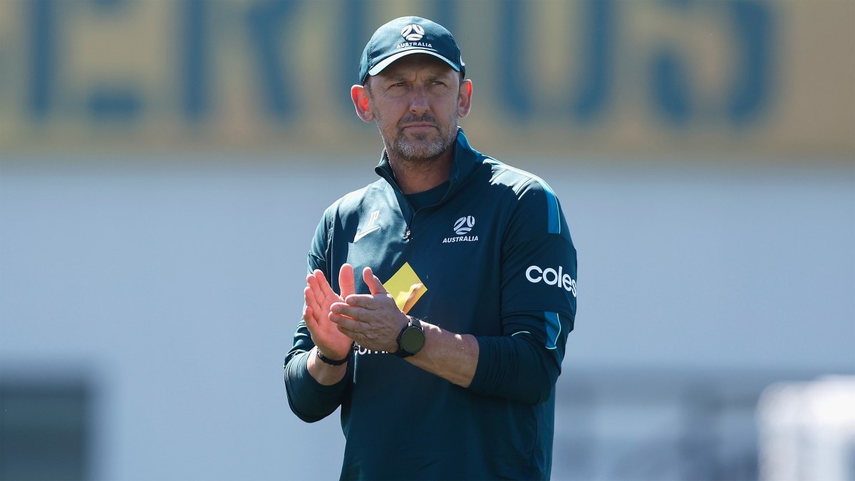 Socceroos Head Coach Tony Popovic signs new contract Socceroos Head Coach Tony Popovic signs new contract