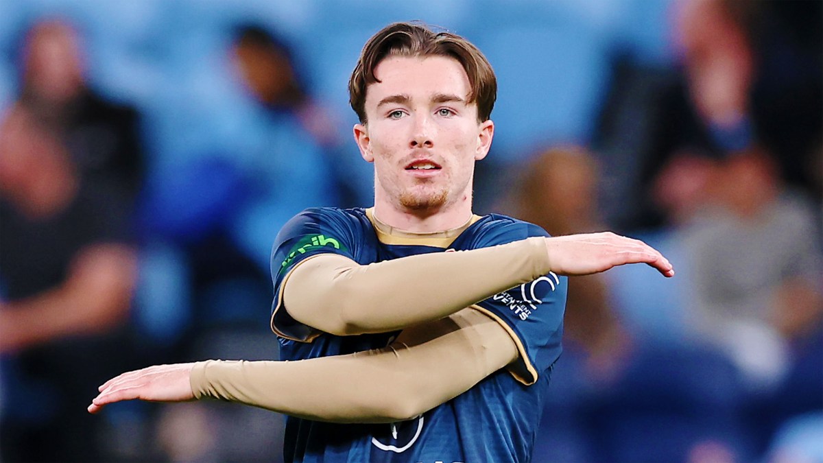 Clayton Taylor signs for EFL League One side Barnsley FC Clayton Taylor signs for EFL League One side Barnsley FC