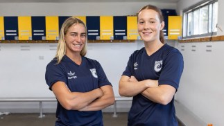 Mariners land Sydney FC young gun and Wanderers record-breaker