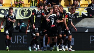 Phoenix make history as Duran and Piper strike to down Mariners